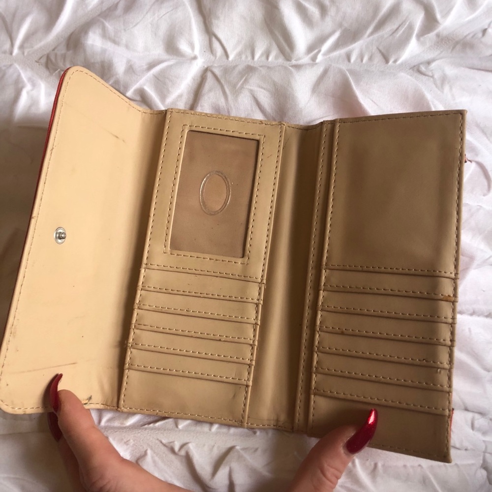 Guess Wallet - Picture 3 of 3